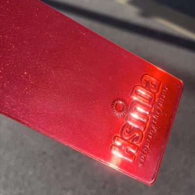 Rood Chroom Poedercoating met Chroom-achtige Glans Translucent Rode Afwerking voor Duurzame & Beschermende Metalen Oppervlakken