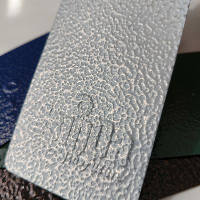 100% Solid Hammertone Powder Coat met een gemiddelde deeltjesgrootte van 32-42 μm en een specifieke zwaartekracht van 1,2-1,7 g voor superieure metaalcoating